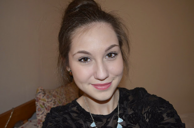 livialinette- neat bun long