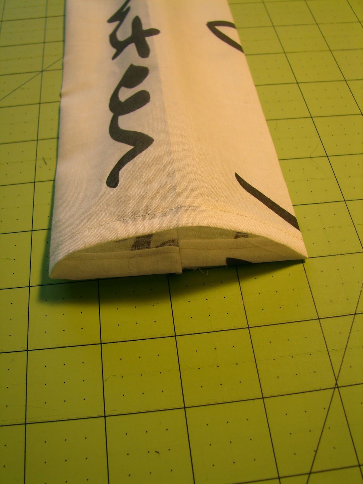 tallgrass prairie studio Hang Your Quilt! (Hanging Sleeve Tutorial)