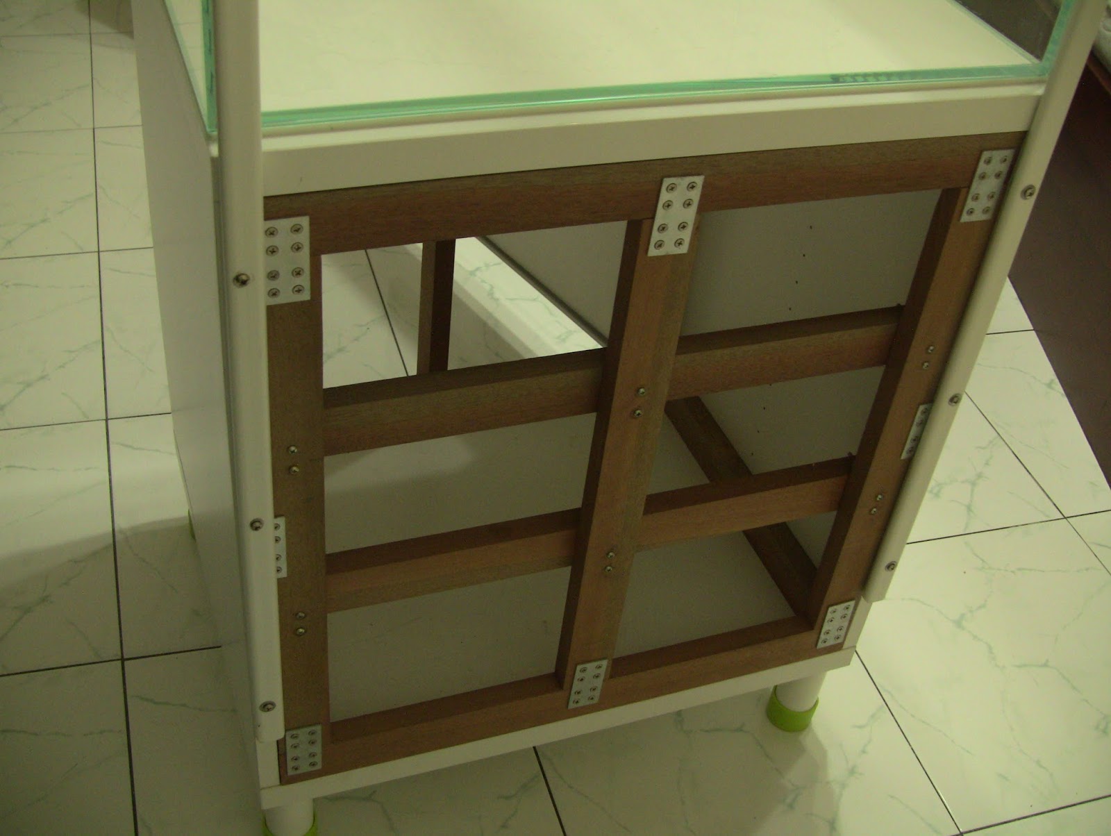 Fish, Plants, and Hamsters Yet Another IKEA DIY Aquarium Now with Light Hanging