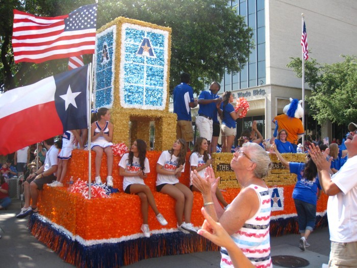 Eyes On Texas The 4th of July in Texas including Willie's 4th of July