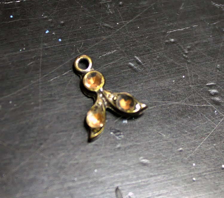 DIY Quick Fix for a Missing Rhinestone