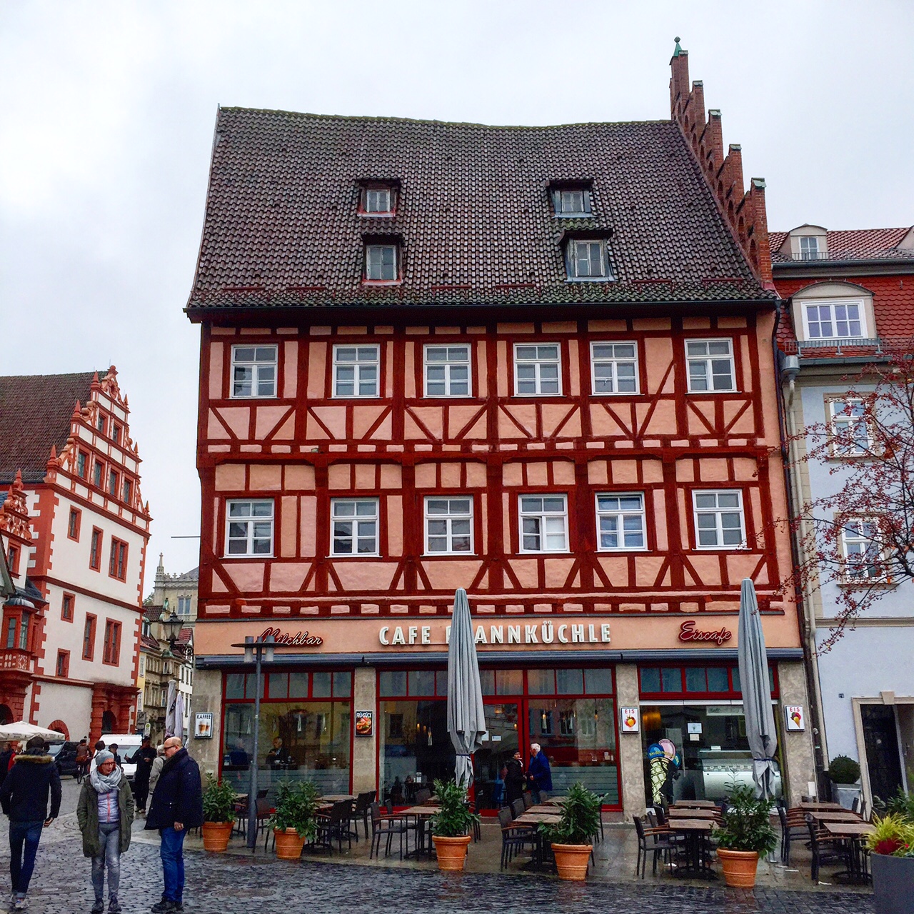 Lunch Mit Den Madels Champagner Zum Fruhstuck