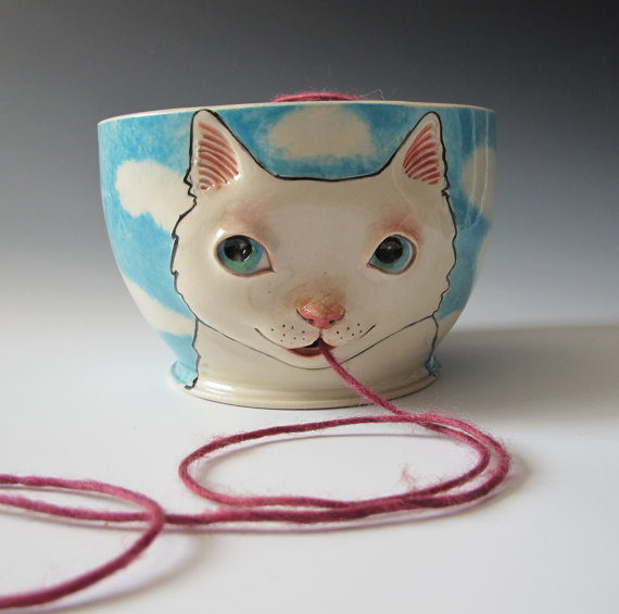 Catsparella Ceramic "Knitty Kitty" Bowls Are The Cutest Way To Keep