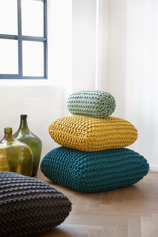 Lee Caroline A World of Inspiration Hand Knits Hit Interiors