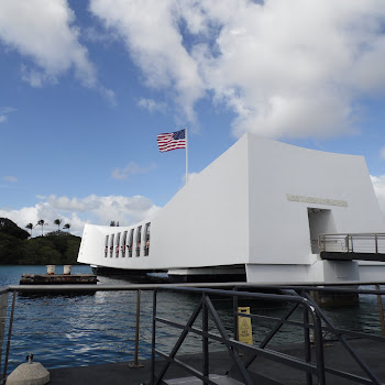The USS Arizona Memorial entrance ffrom the boat