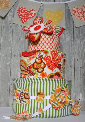 baby fabric cake gifts blanket diy project handmade round hooligans weallsew