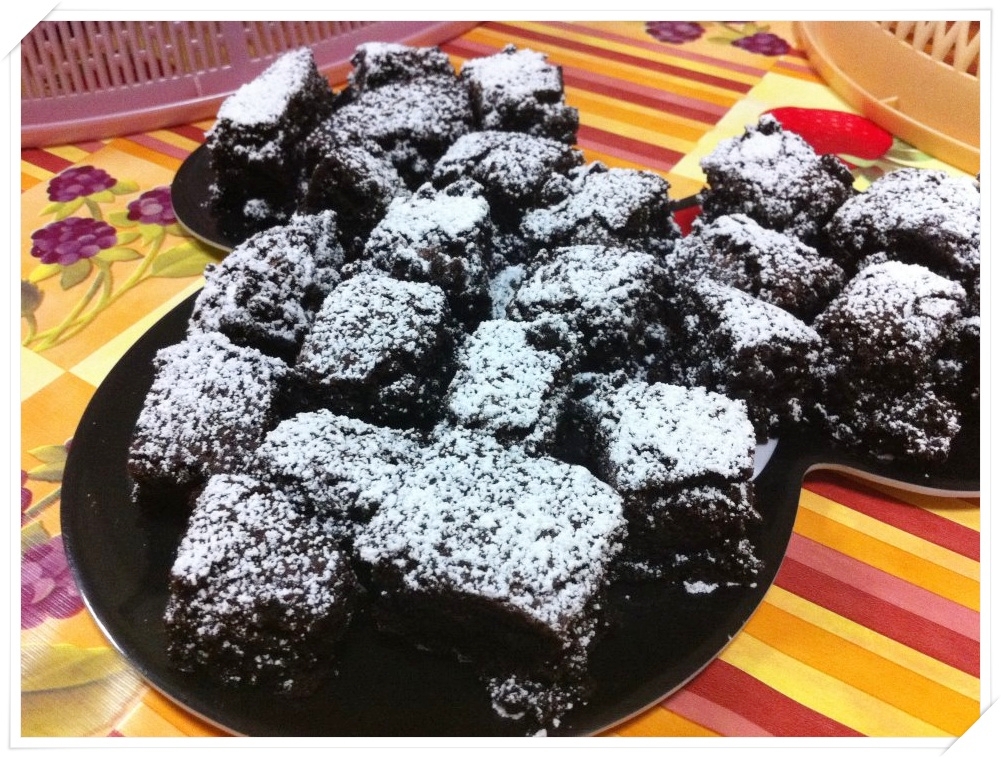The Baking Biatch by Cynthia Lim Sticky Chewy Chocolatey Brownies