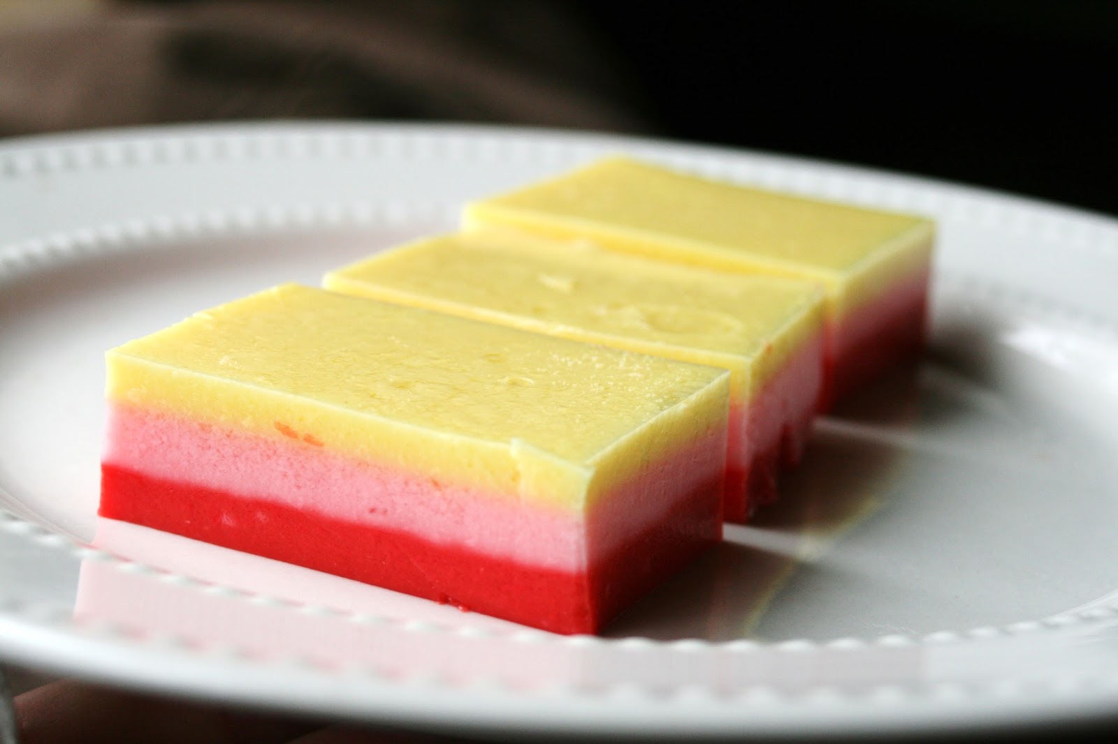 I Thee Cook Layered Jello Yogurt Squares