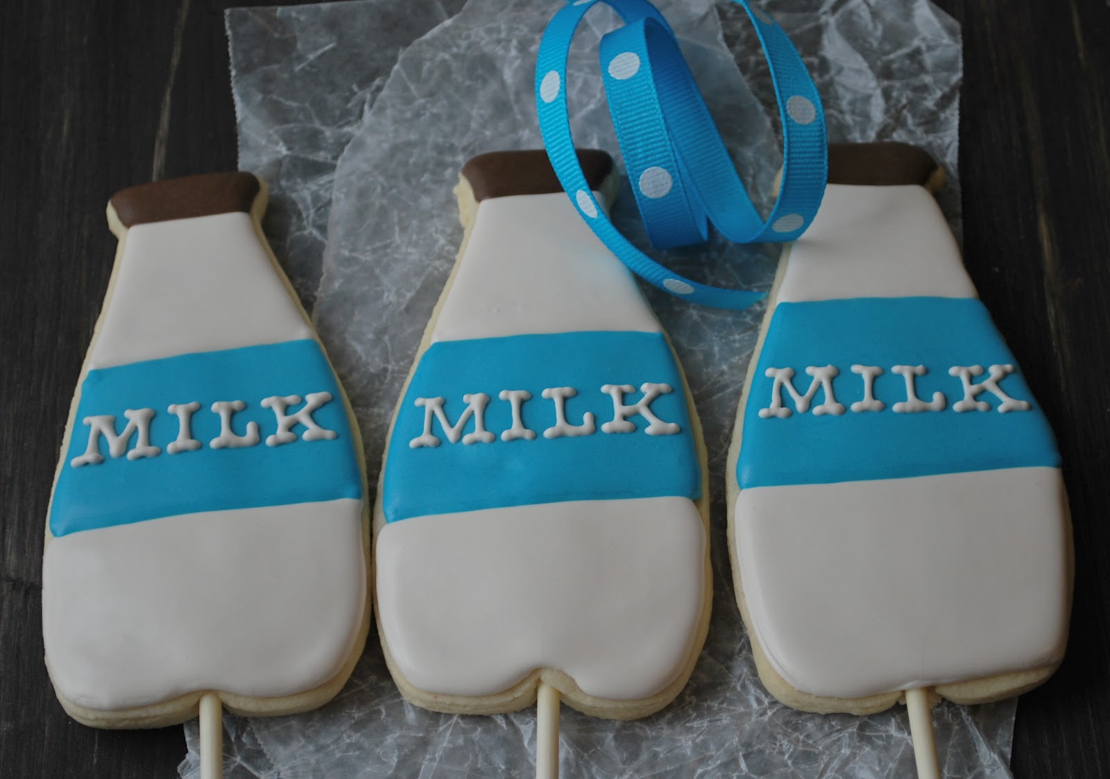 Sweet Goosie Girl Milk Bottle Cookie Pops