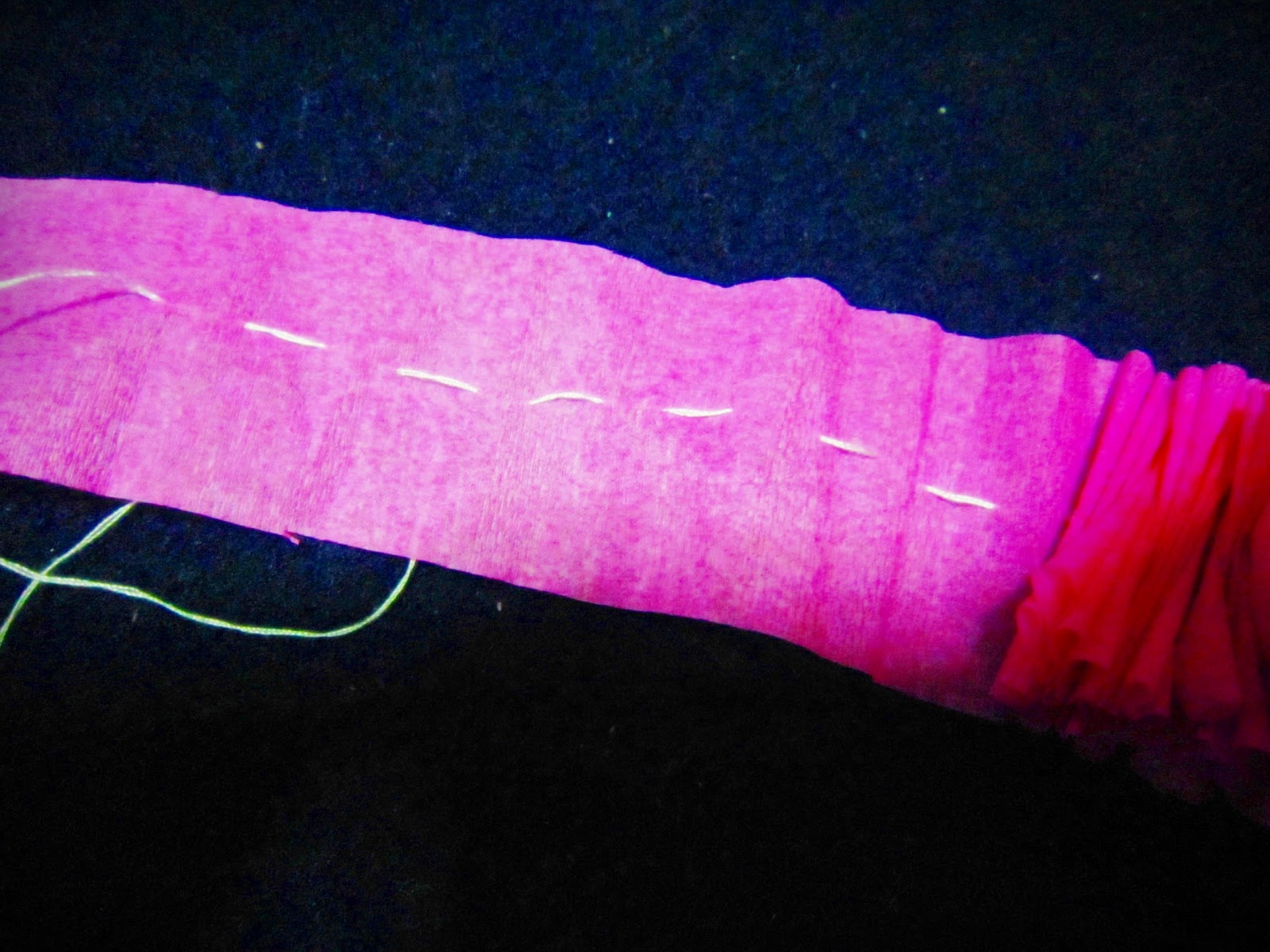 Bluey's Family Treasures How to Make a Crepe Paper Lei