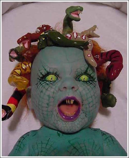 Chekkealo Muñecas que dan miedo! Chekkealo Muñecas que dan miedo!