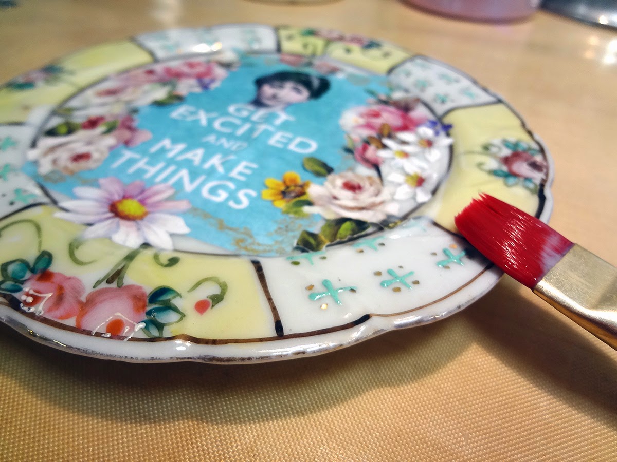 Resin Crafts Resin UpCycled Plate Project