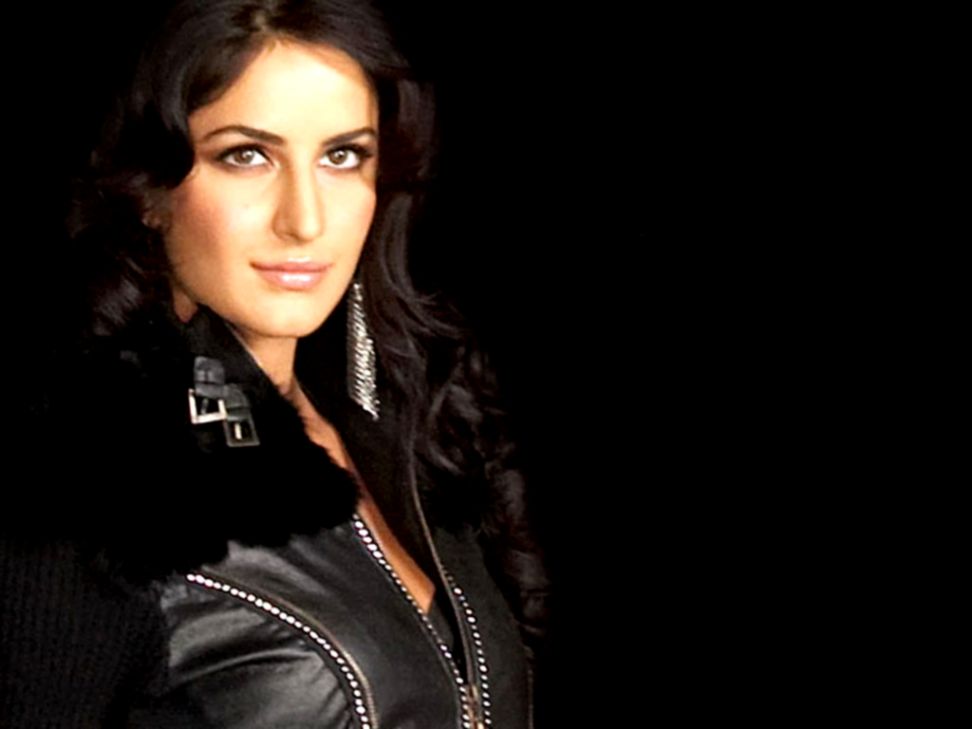 Latest High Quality Hollywood and Bollywood Celebrity Wallpapers Latest High Quality Hollywood and Bollywood Celebrity Wallpapers