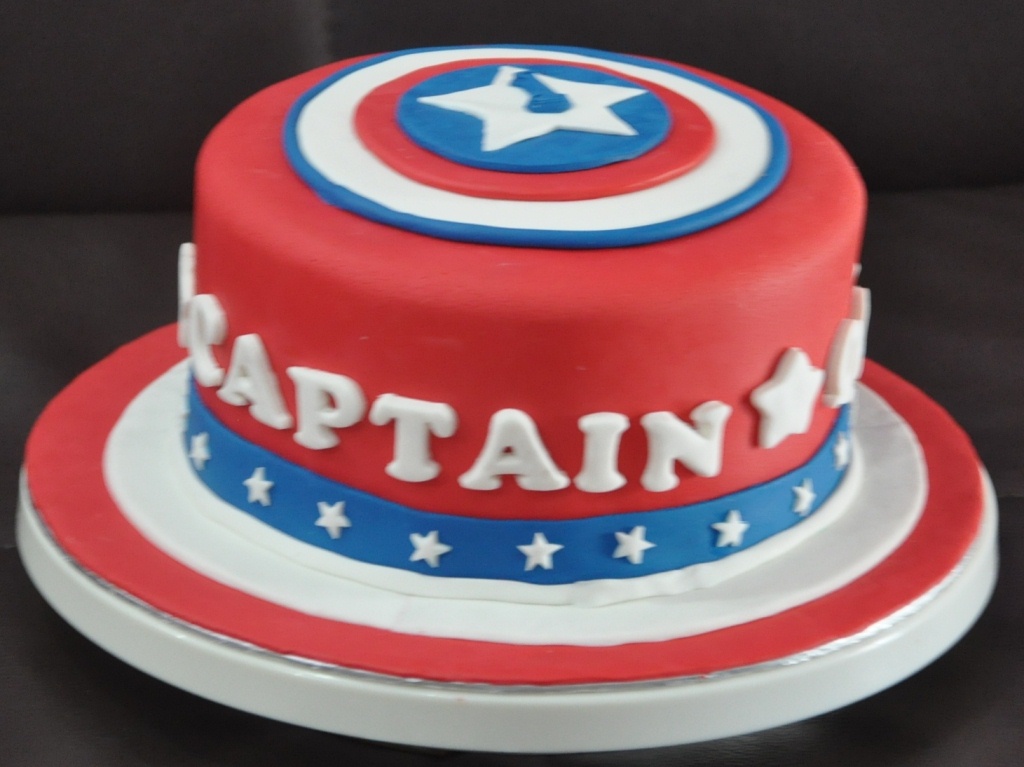 Cakes And Cupcakes Johor Bahru ♥ Fondant Birthday Cake Qaizer Theme