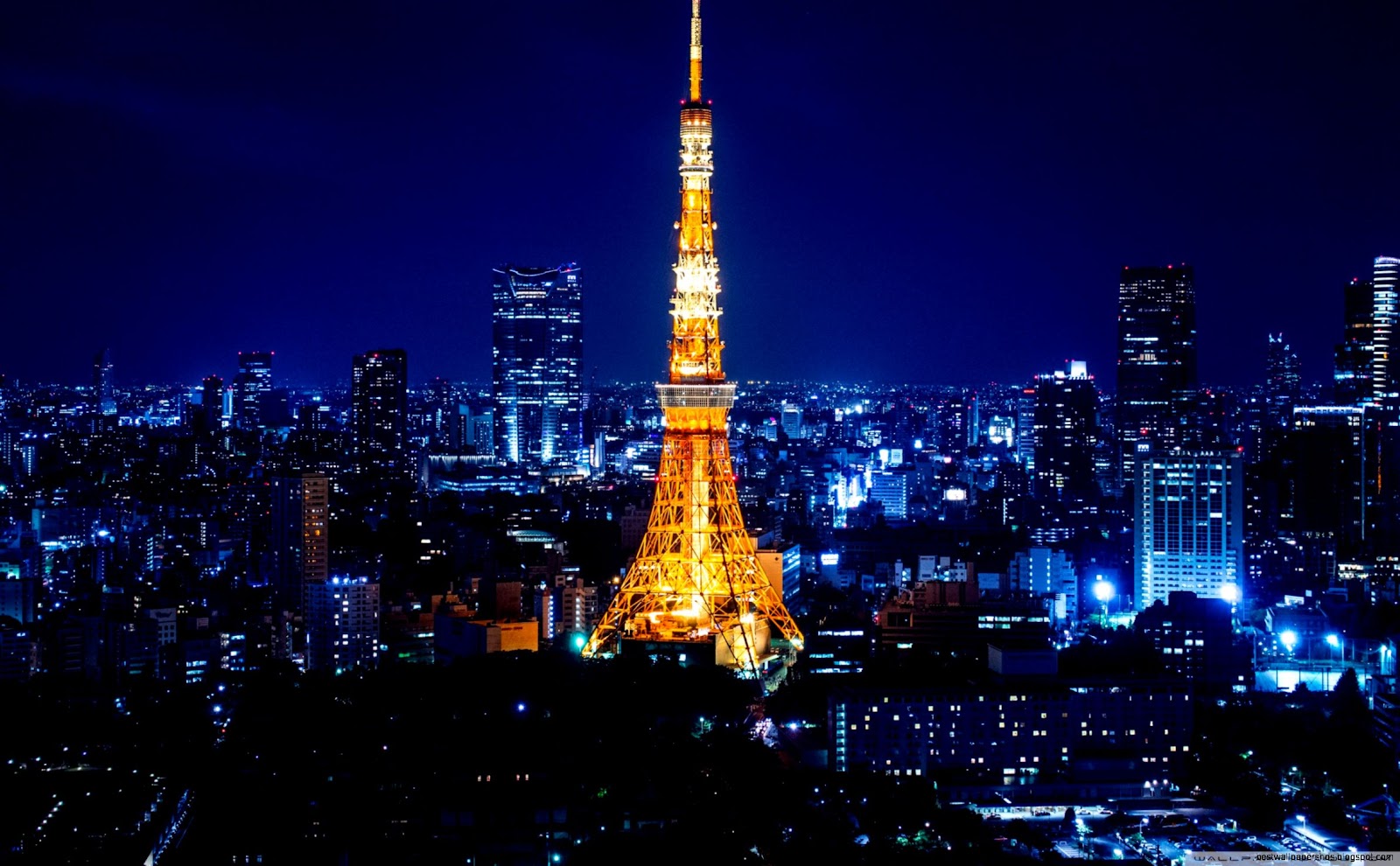 Tokyo Tower at Night Tokyo Tower at Night
