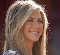 Jennifer Aniston & Tabloids Jennifer Aniston & Tabloids