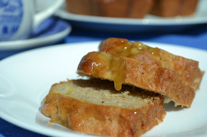 Sweet Morris Mini AppleCinnamon Loaves with Glaze