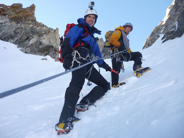 Pirineos:La Forcanada, Corredor NO