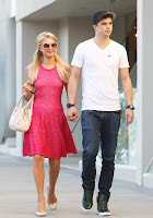 Paris Hilton out with boyfriend