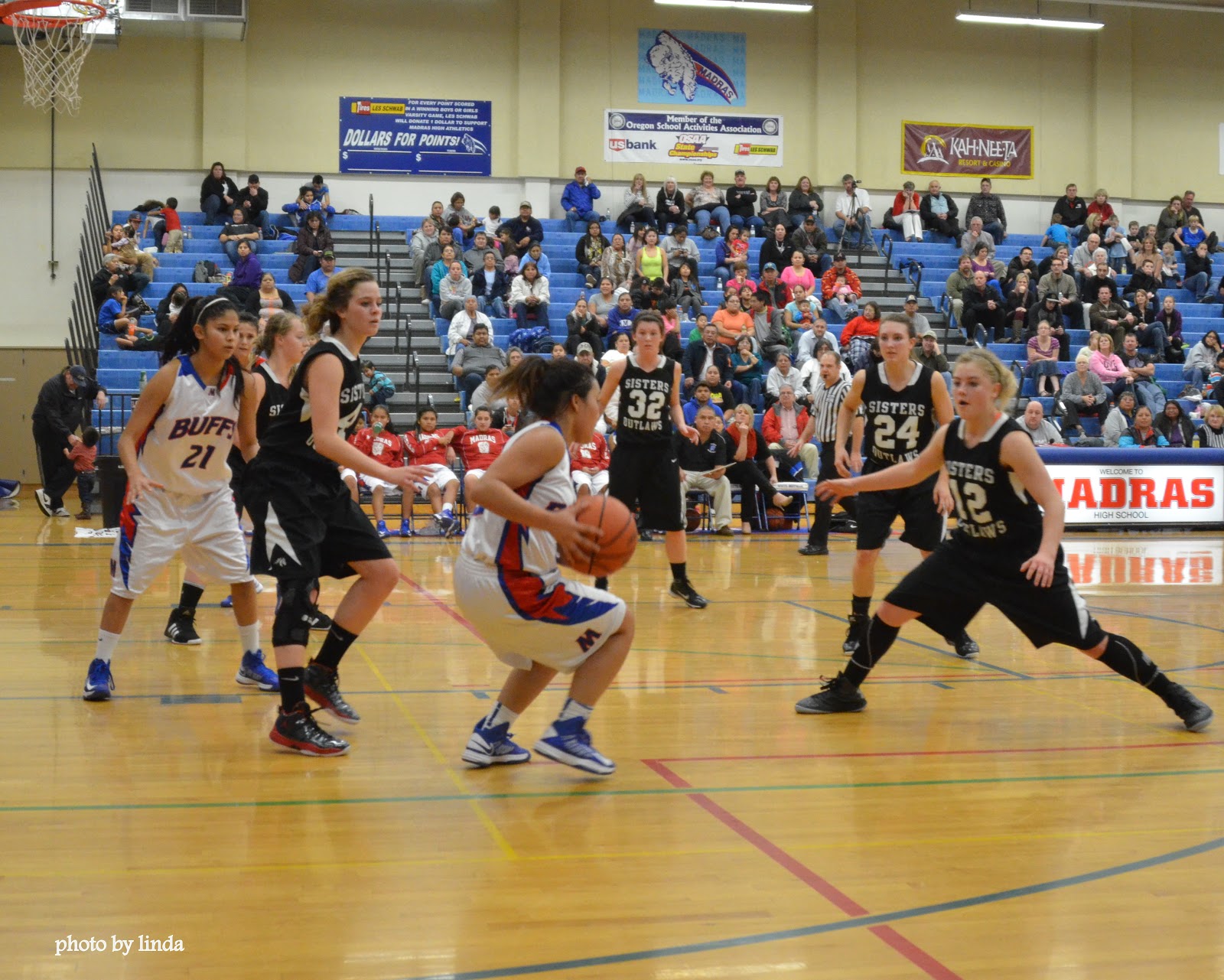 Oregon through my eyes Madras girls Varsity VS Sisters 121112