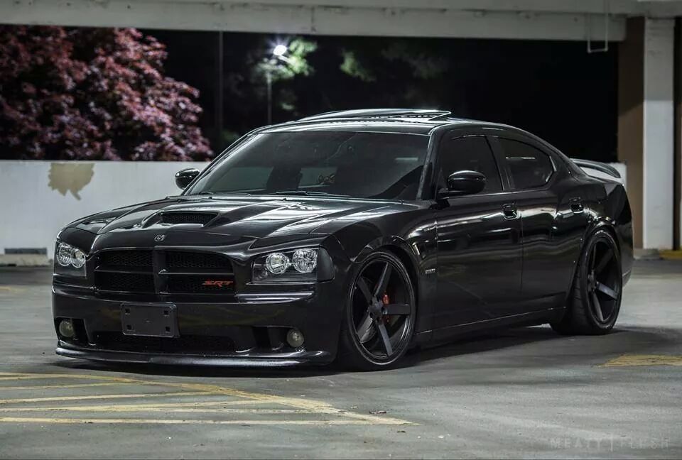 First Choice Wheels and Tires: Black on Black Charger