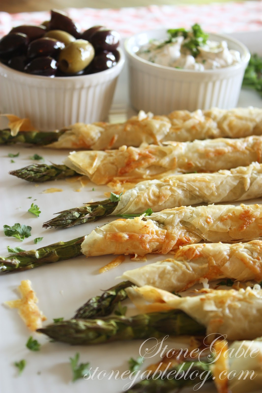 PARMESAN ASPARAGUS PHYLLO ROLLUPS WITH LEMON DIPPING SAUCE StoneGable