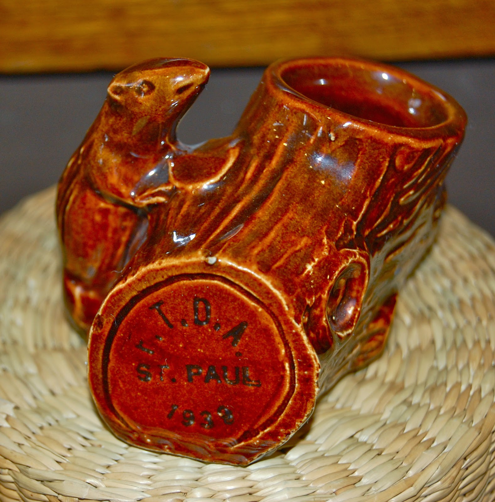 Hazel Home Art and Antiques Wausau, Wisconsin Red Wing Pottery Co