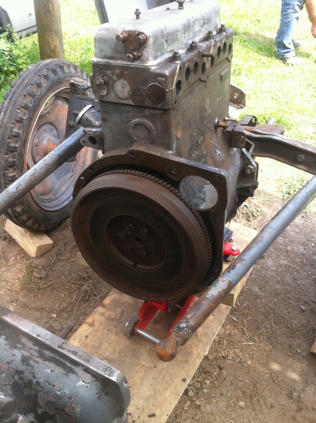 Ferguson TEF20 restoration The big split!