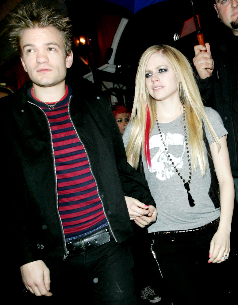 Avril Lavigne With Husband Deryck Whibley New Images/Pictures 2012