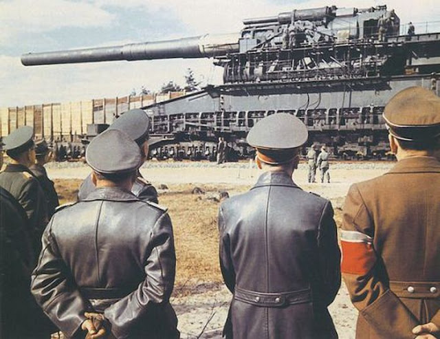 [Imagem: amazing_moments_in_history_13.jpg]