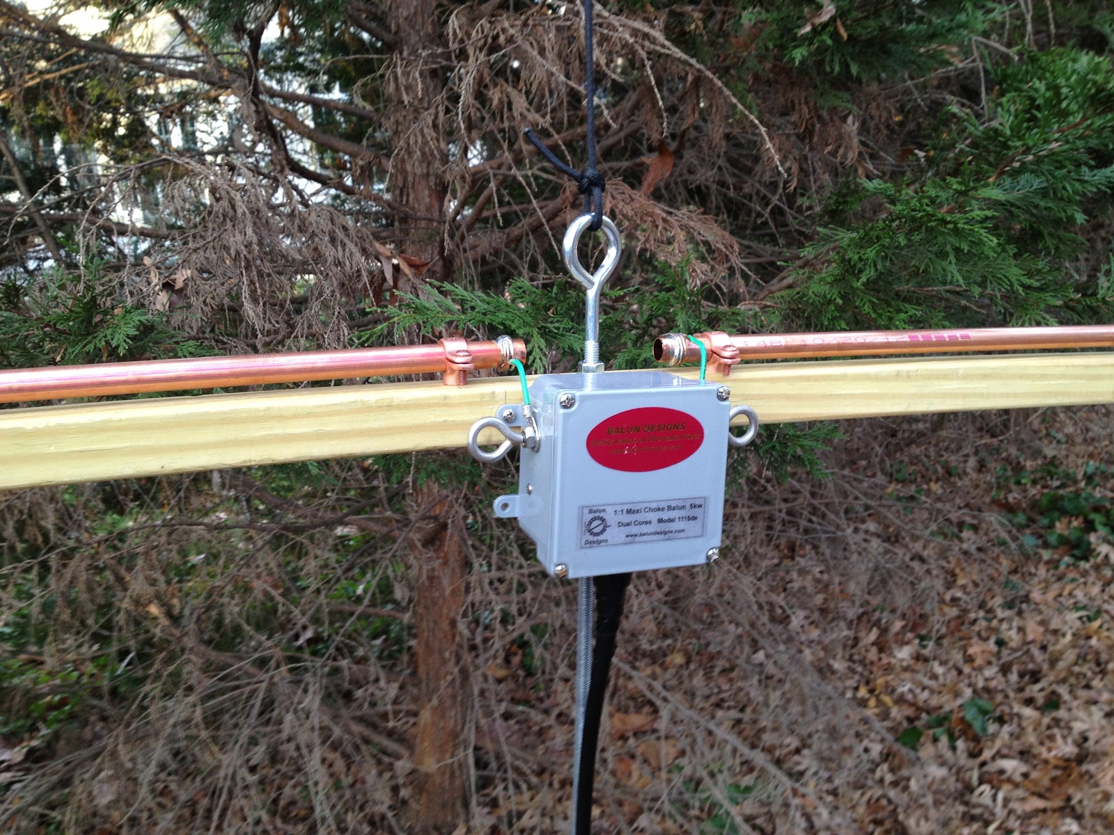 KJ4WLH's Radio Drama 6m Dipole is complete I'm finally back in business.