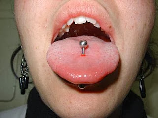 Imagens de Piercing na Língua Fotos de Piercing na Língua