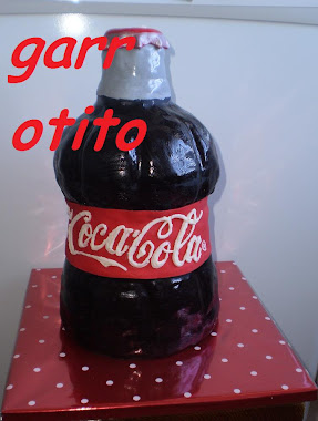 tarta con forma de cocacola