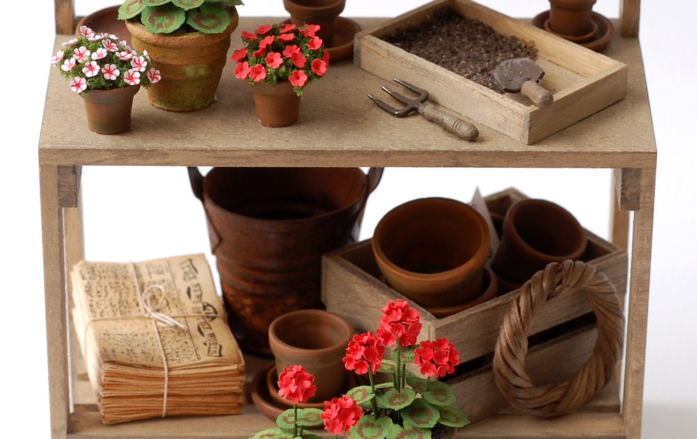 The Miniature Garden Potting Up