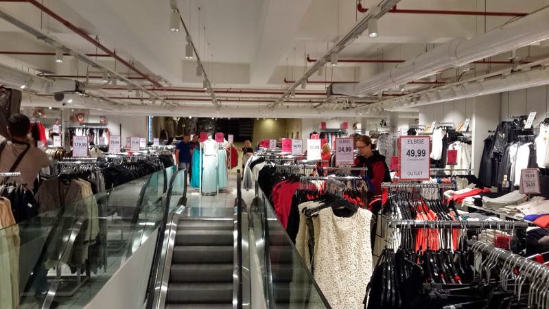 Tutumluyuz Biz Uygun Alisveris Icin Mango Outlet Alisveris Sitesi Ve Magazalari