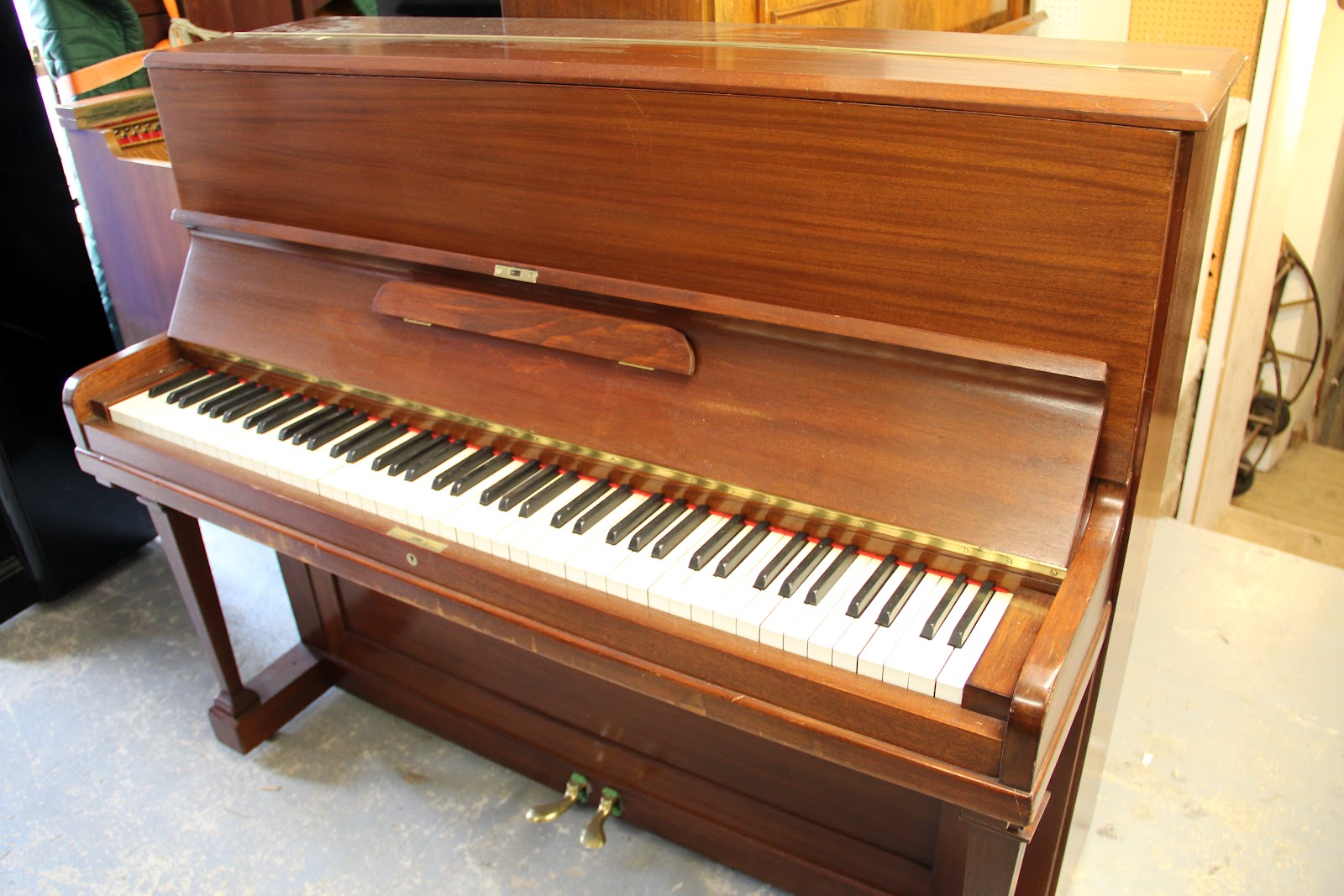 Beginner Pianos for Sale Over 100 New & Used Pianos in Stock & Free