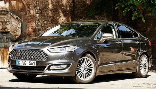 Burlappcar Ford Mondeo Vignale