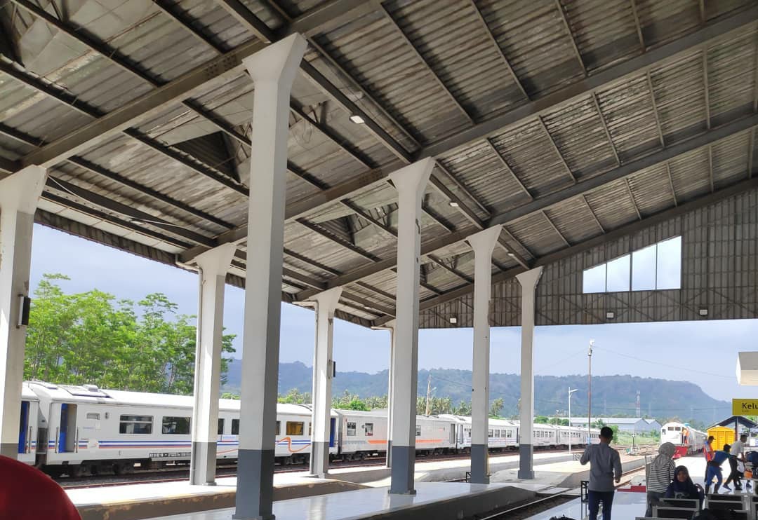 banyuwangi railway station