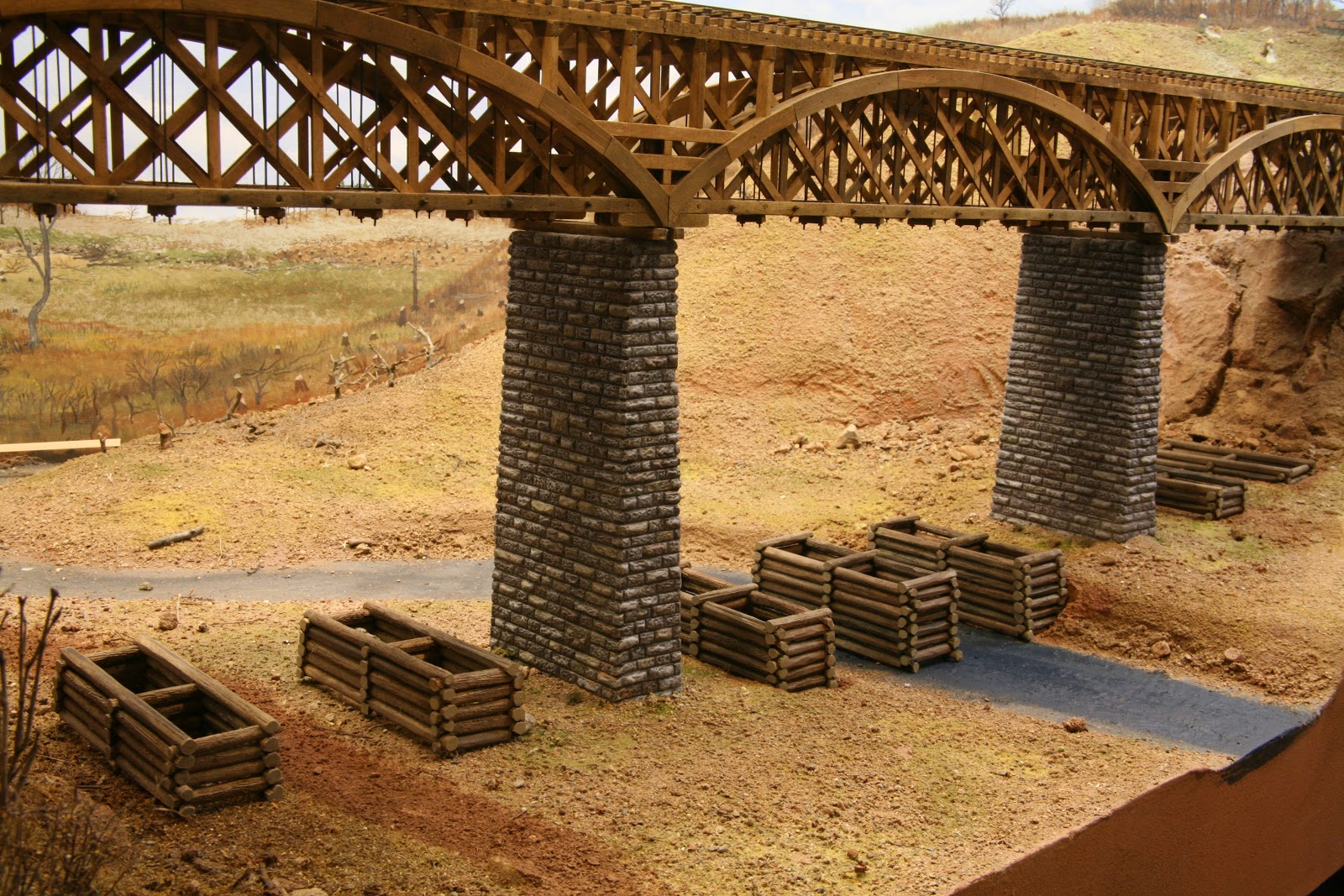 USMRR Aquia Line and other Model Railroad Adventures Log Cribbing for