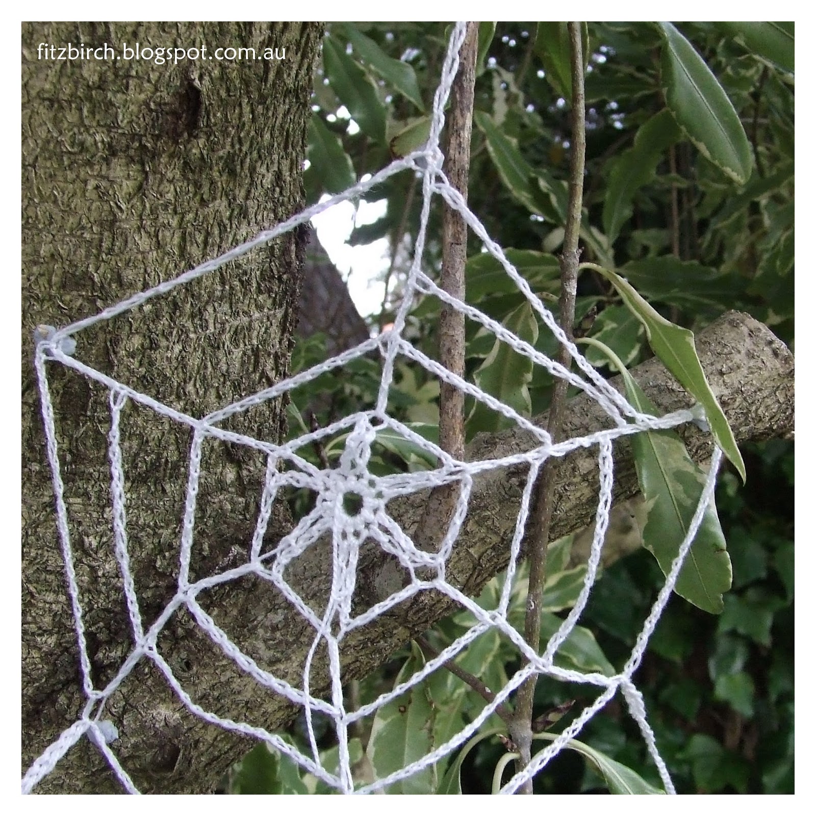 FitzBirch Crafts Halloween Spiders 