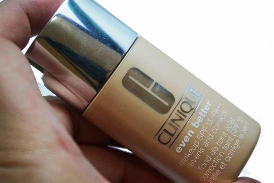 Clinique Even Better Makeup SPF15 in Fresh Beige | Review, Photos