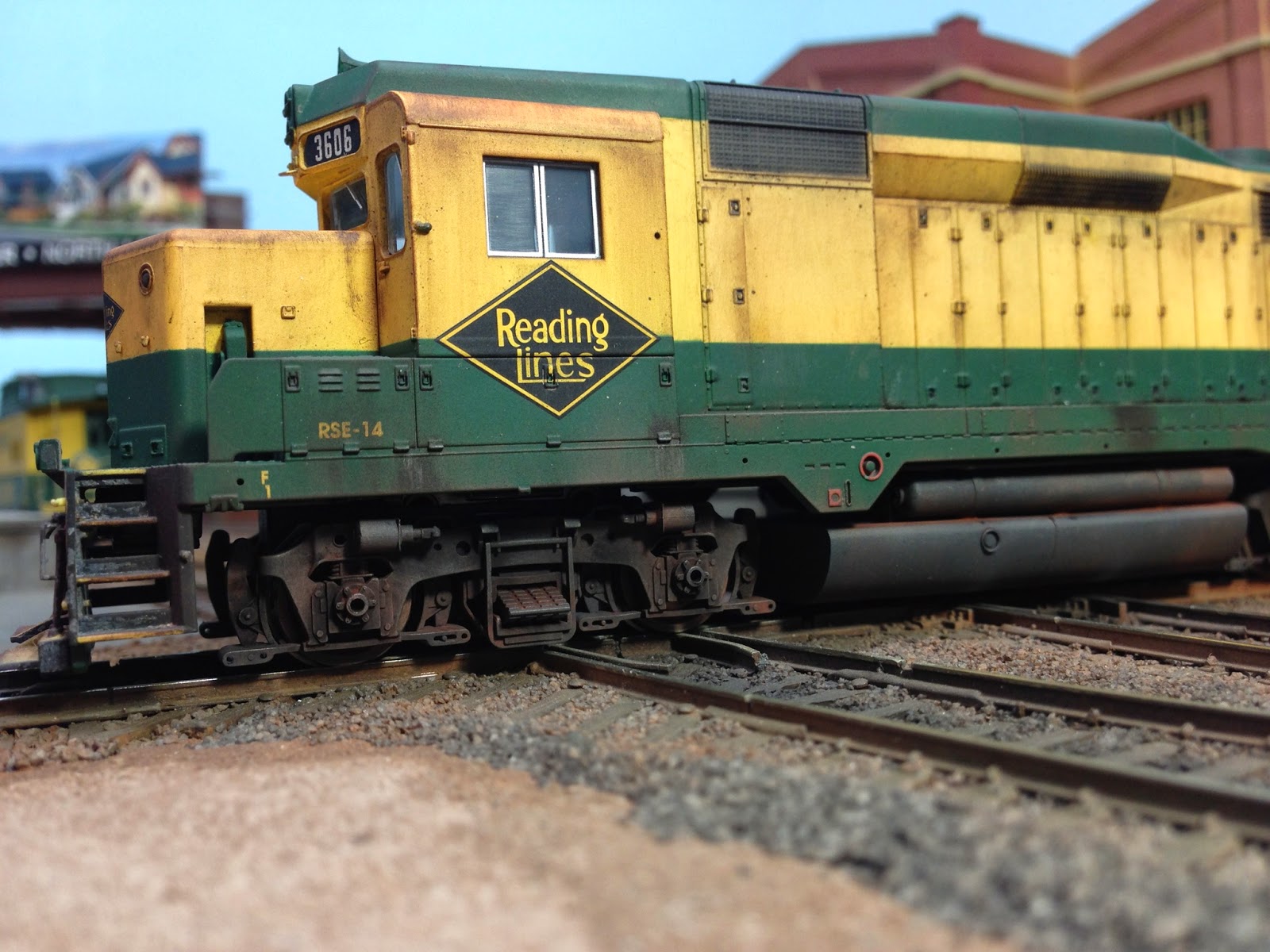 JL&T Railroad First attempt at weathering a