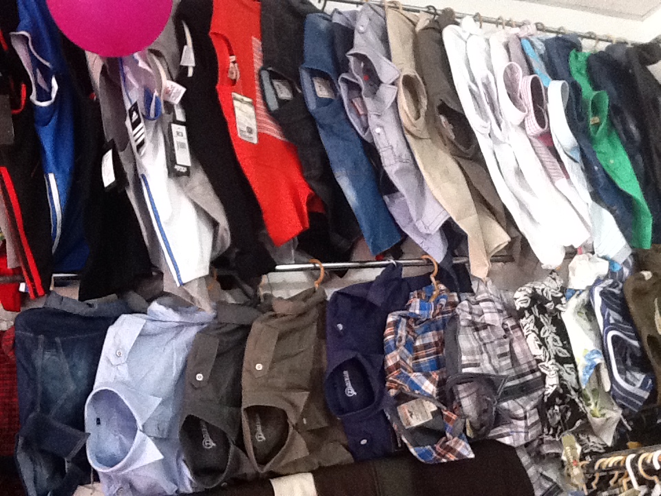 DUKA LA NGUO LA HOME BOUTIQUE FM FASHION LA MJINI MUSOMA LAPUNGUZA BEI