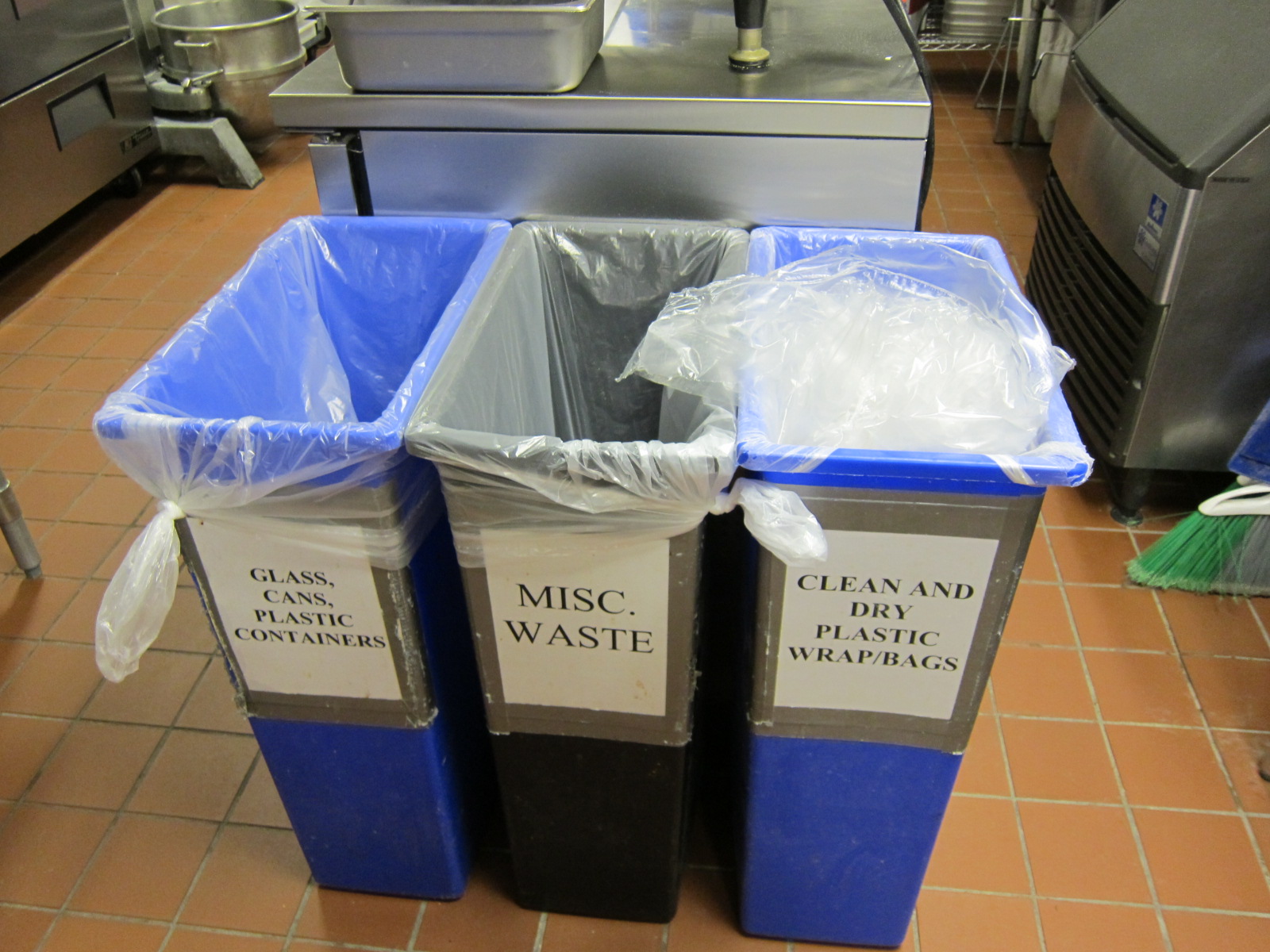 the trashbasher Restaurants that rock because they rot!