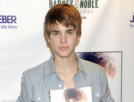 bieber haircut before and after. i love justin ieber shirt.