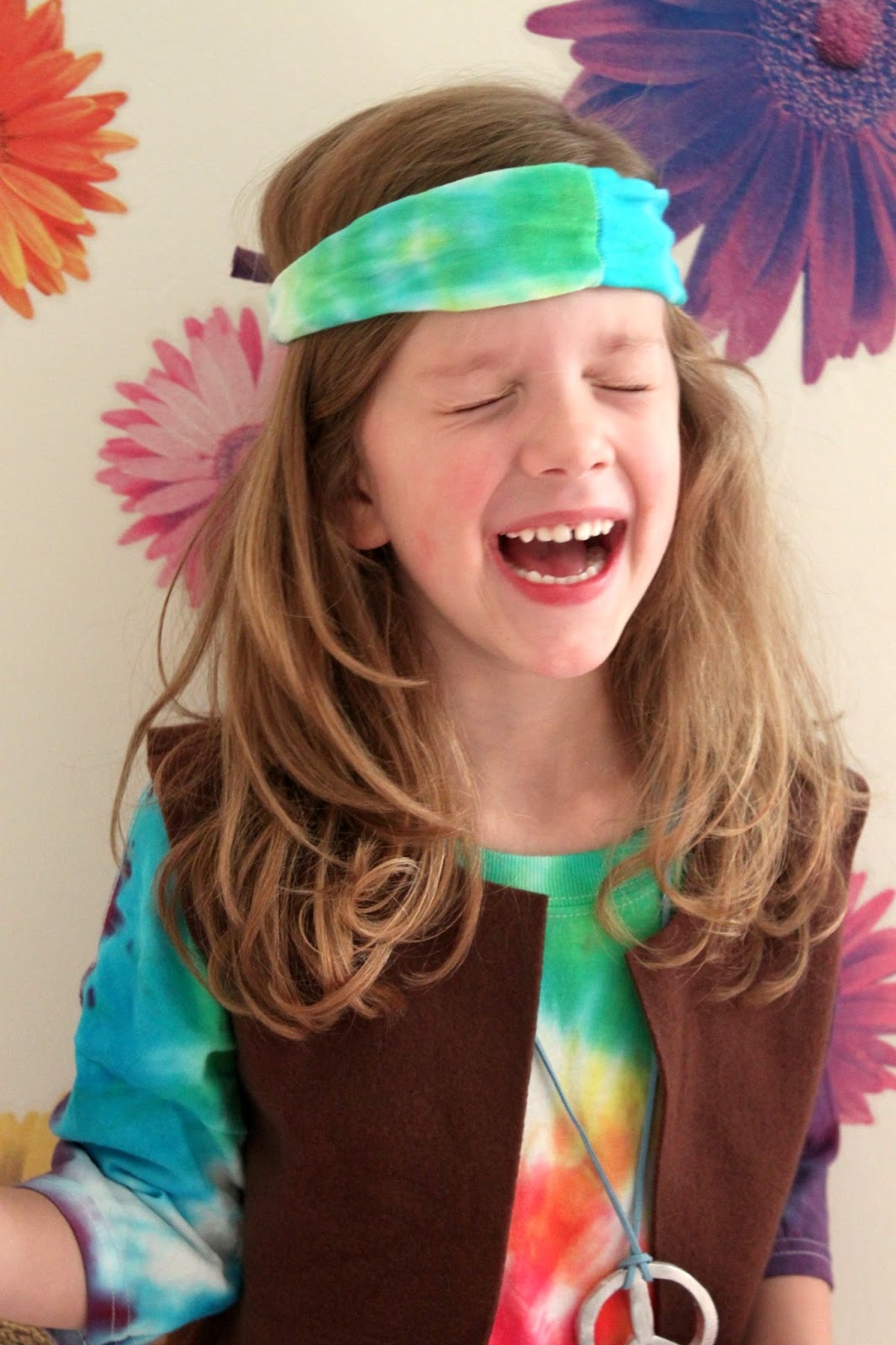 EAT+SLEEP+MAKE Kid's Hippie Costume Tutorial