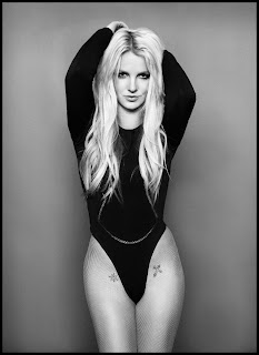 Britney%2BOut%2BMag%2B3.jpg