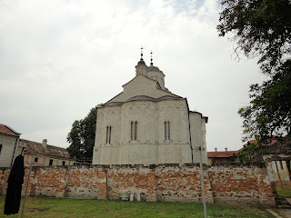 монастыри и крепости в Сербии