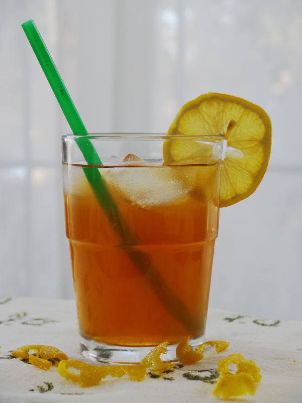 Hungryvore Homemade iced ginger tea for scorching summers