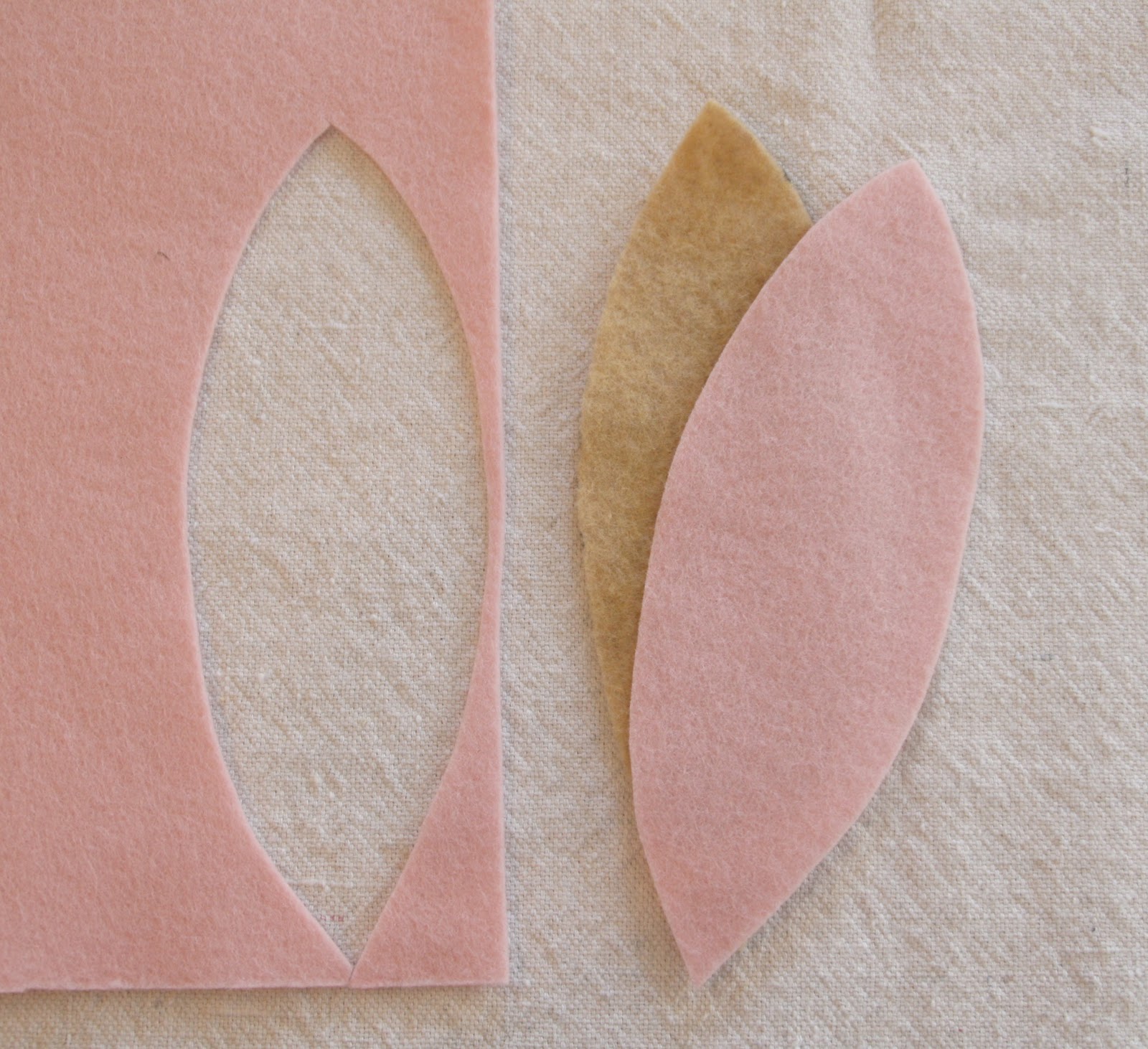 one little rayndrop Felt Feather Tutorial